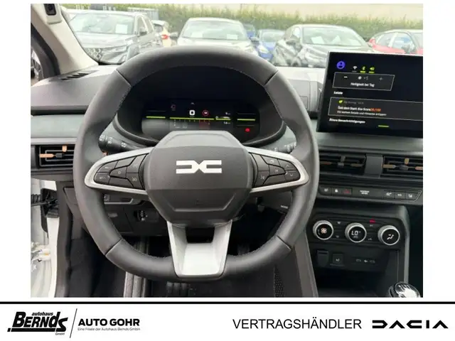 Dacia Sandero view 9