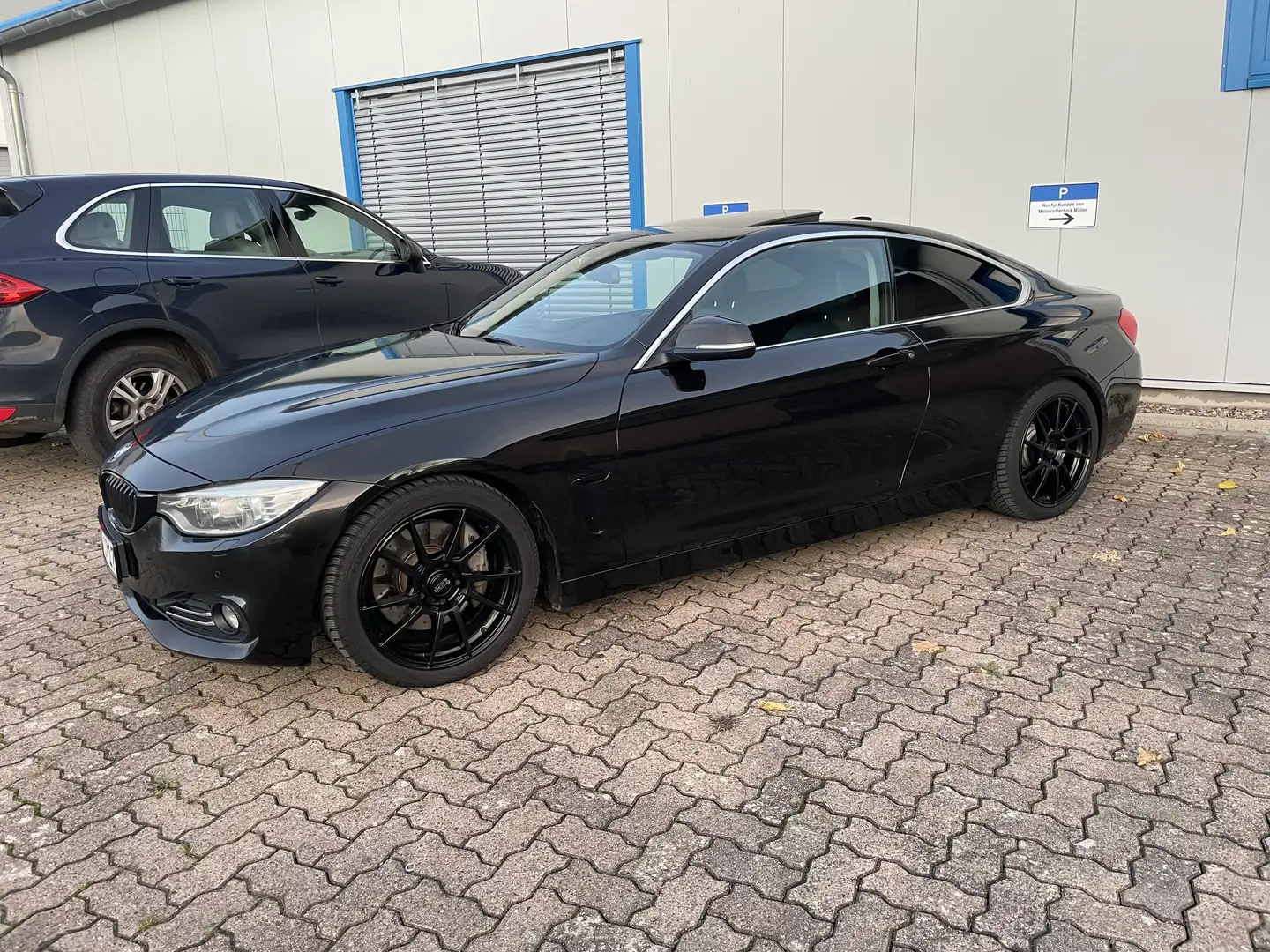 BMW 430 430d Coupe xDrive Sport-Aut. Luxury Line Standhzg. Negru - 2