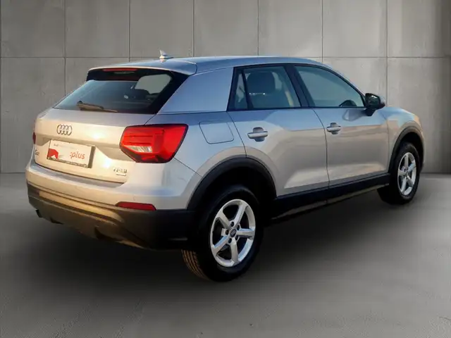 Audi Q2 view 3