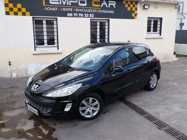 Peugeot 308 1.6 HDi 110ch FAP BVMP6 BLUE LION Premium