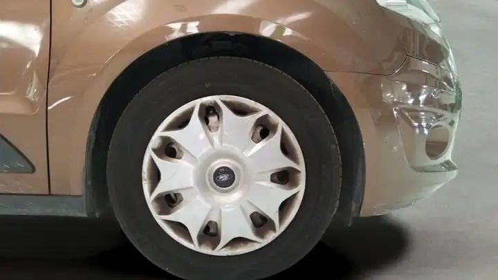 Ford Tourneo Connect 1.0 Ecob. Trend 2014, foto 17