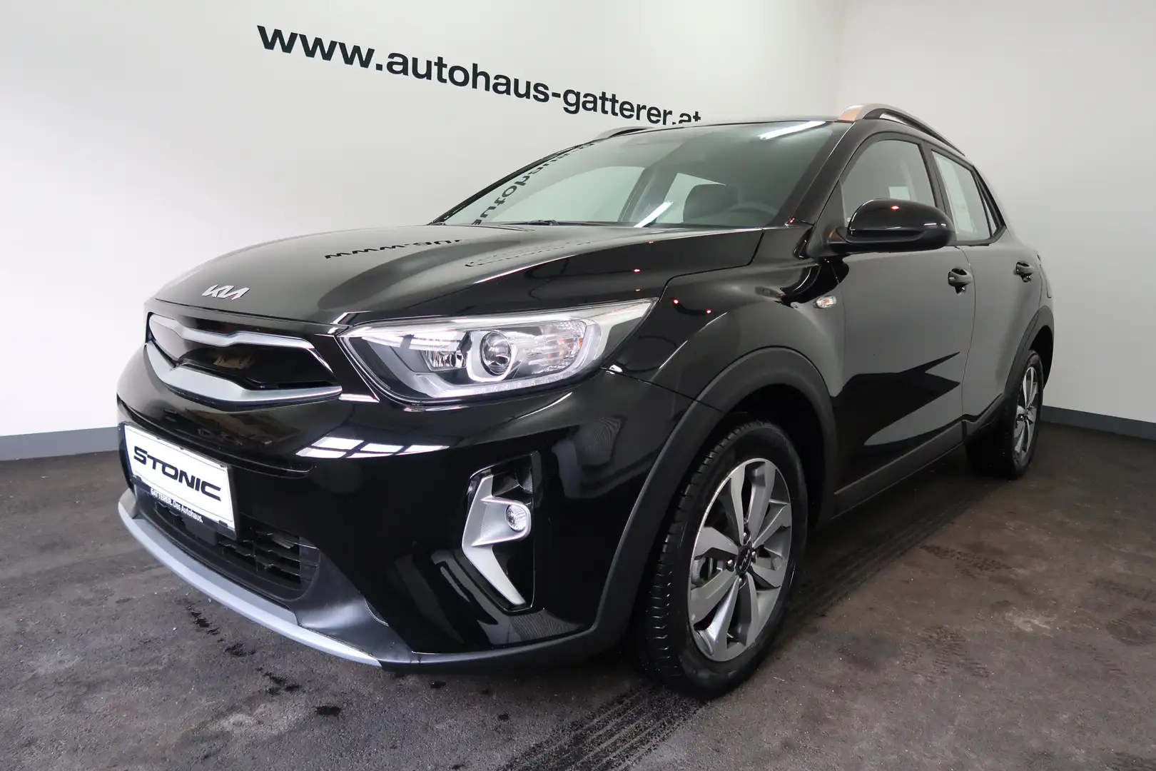 Kia Stonic 1,0 TGDI GPF ISG Silber Schwarz - 2
