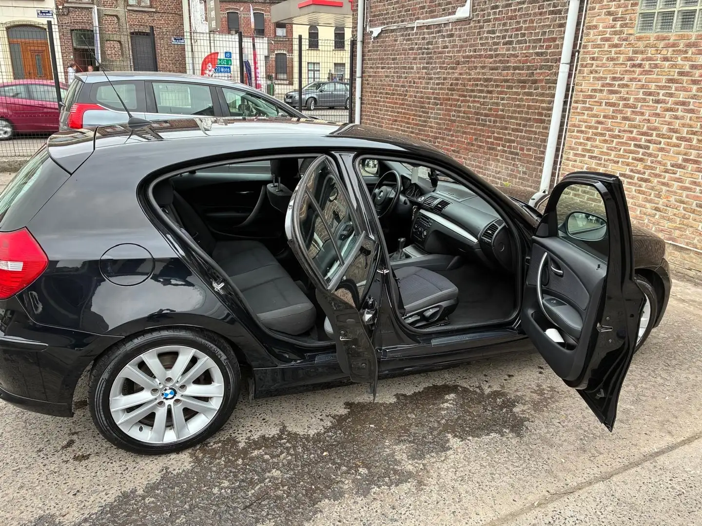 BMW 118 Bmw 1.18 dizel acil satılık - 1