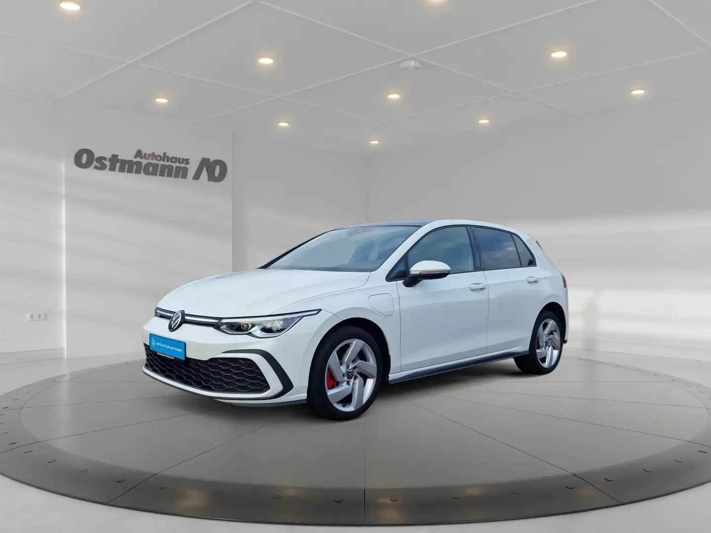 Volkswagen Golf VIII 1.4 GTE e ACC AHK PDC PANO SHZ Keyless Weiß - 2