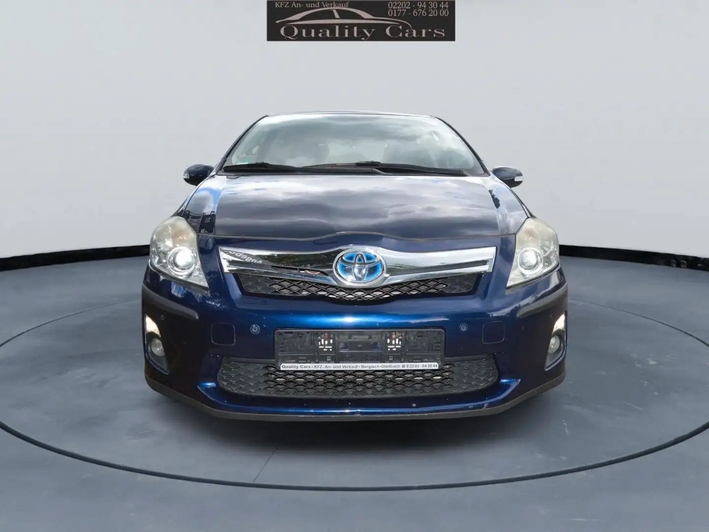 Toyota Auris Hybrid Executive Albastru - 2