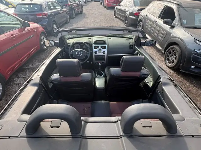 Renault Megane view 13
