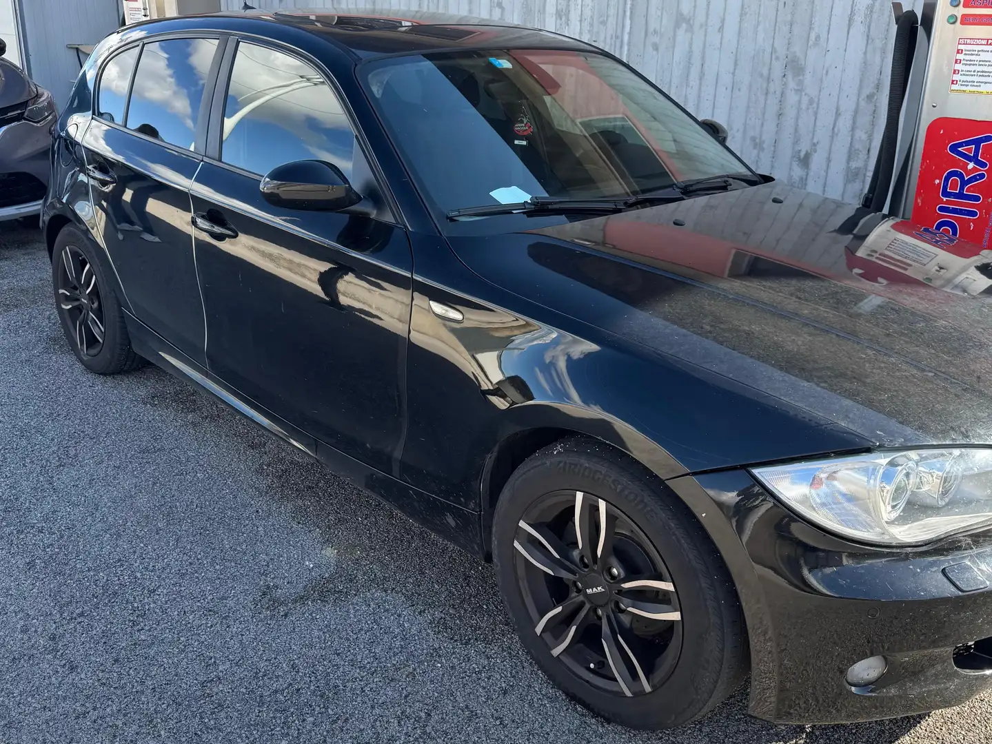 BMW 118 Serie 1 E87 2009 118d Eletta Noir - 2