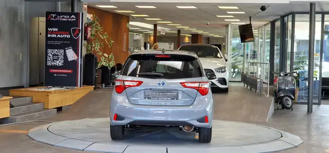 Toyota Yaris view 8