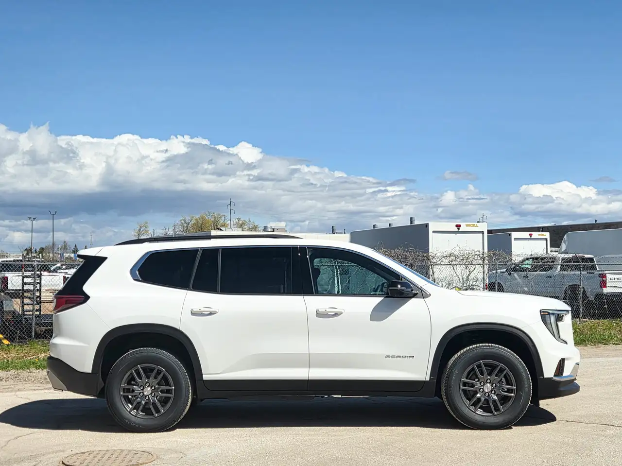 GMC Acadia снимка GMC Acadia