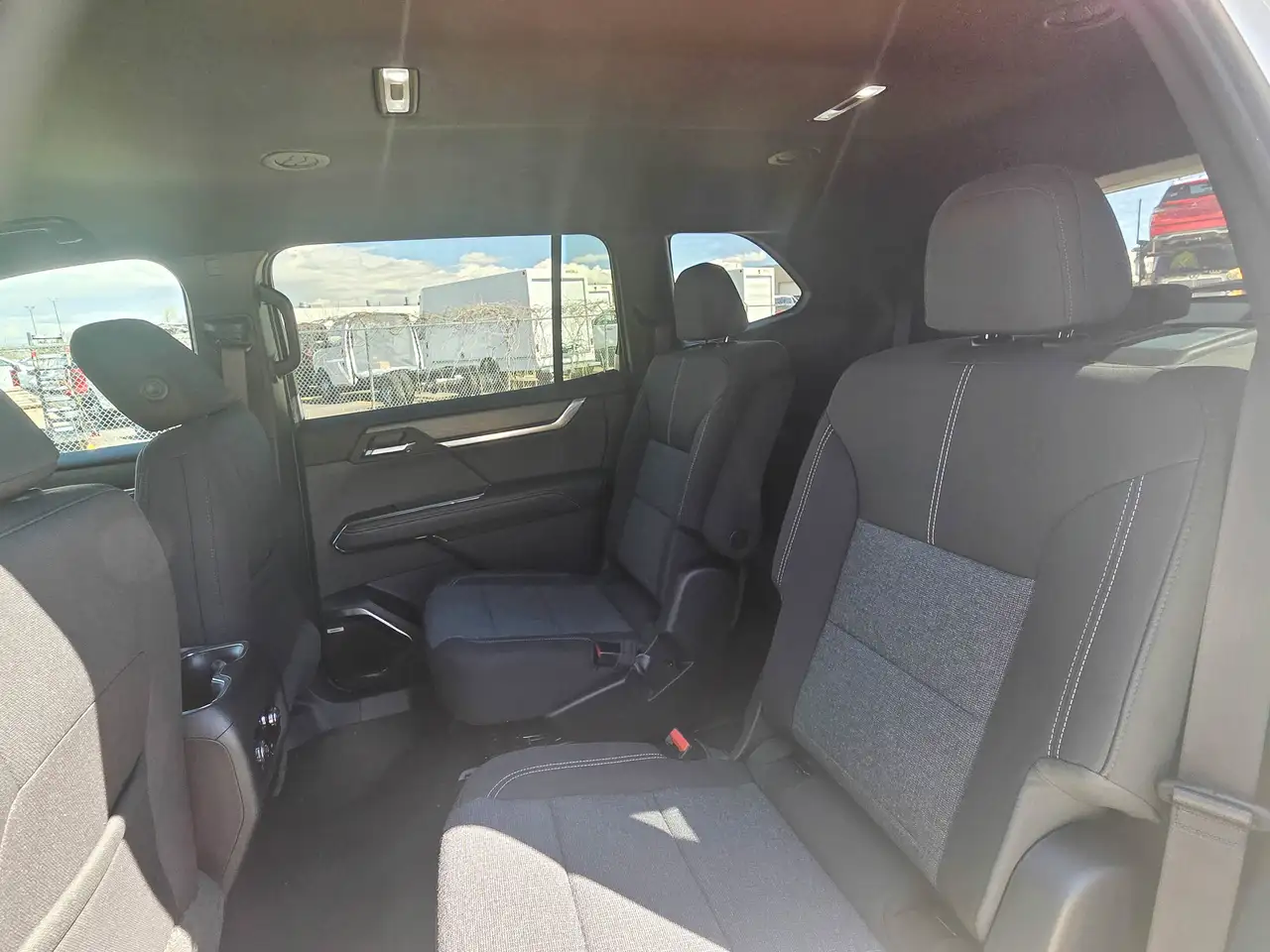 GMC Acadia снимка GMC Acadia