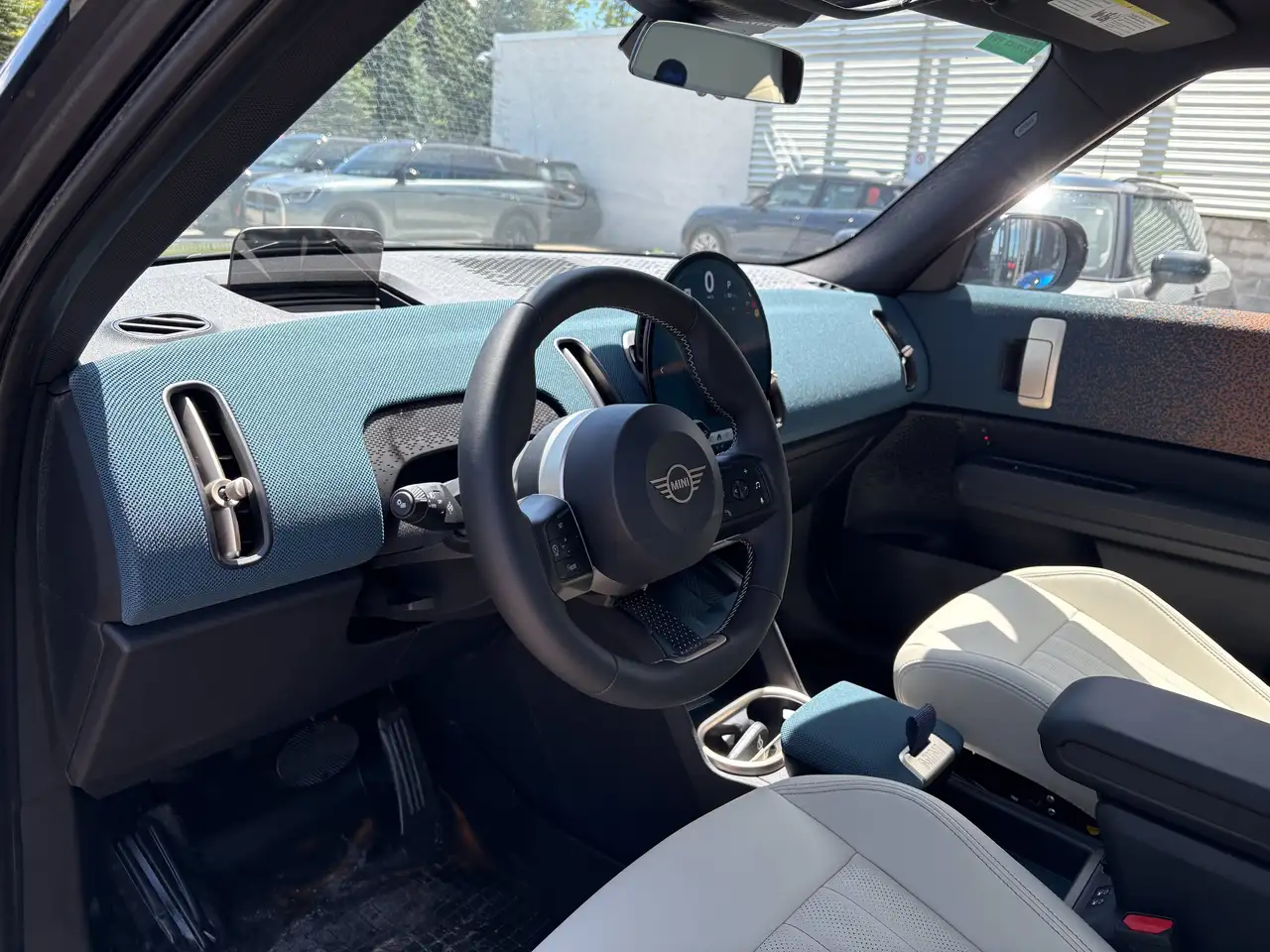 MINI Countryman снимка MINI Countryman