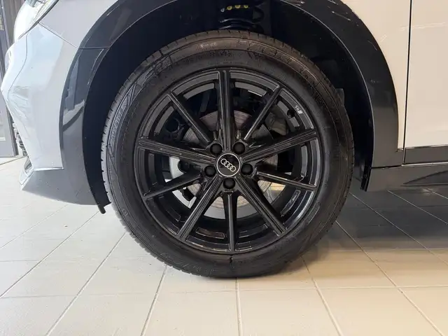 Audi A1 view 8