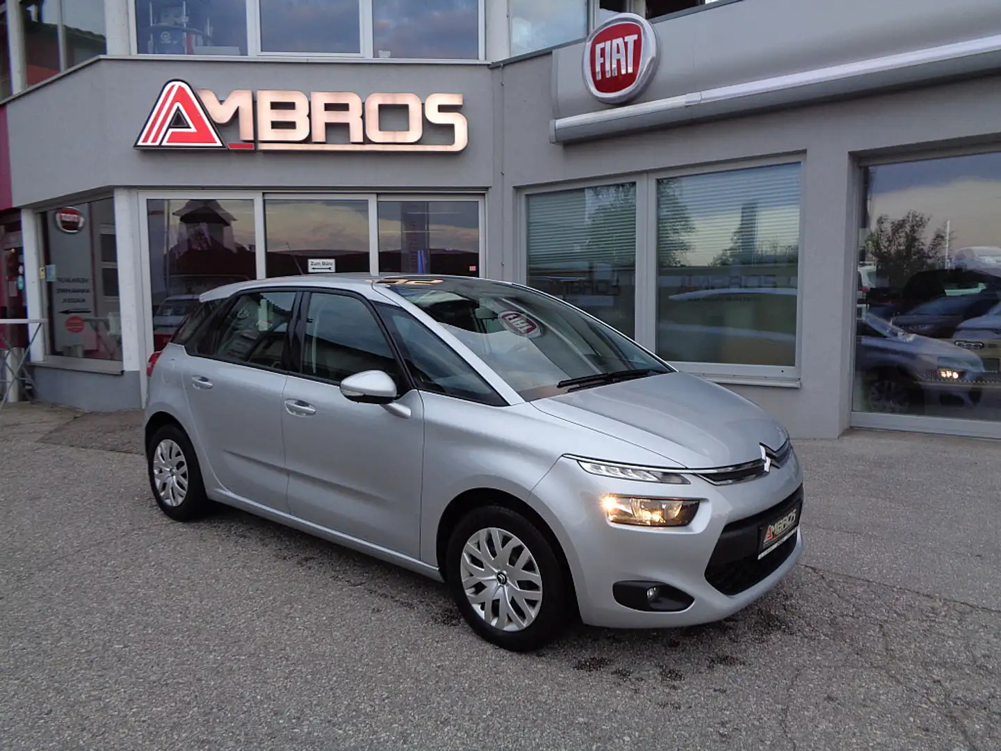 Citroen C4 Picasso PureTech 130 S&S Seduction Gris - 1