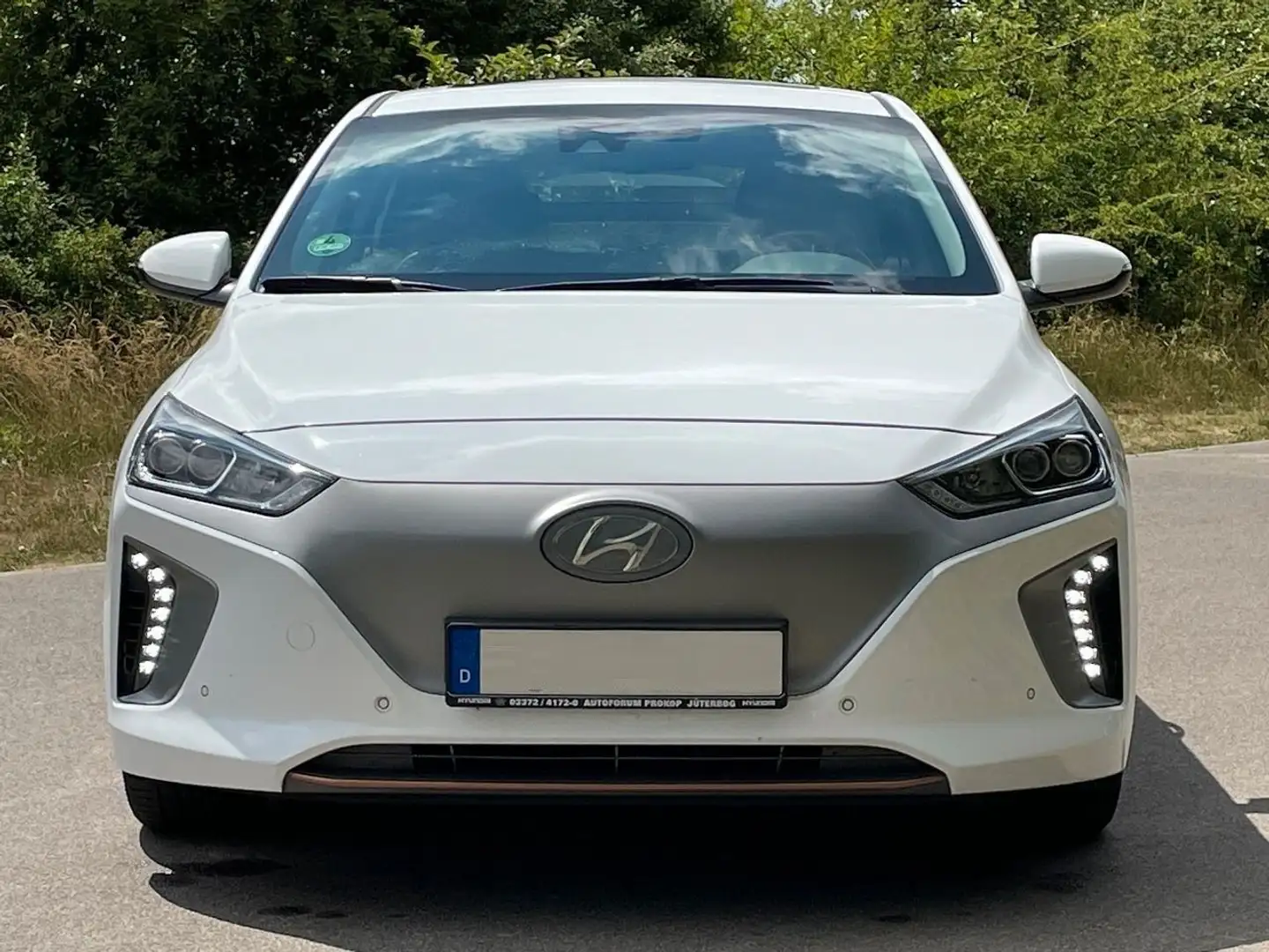 Hyundai IONIQ Elektro Premium *Kamera*Totwinkel*ACC*LED* Weiß - 2