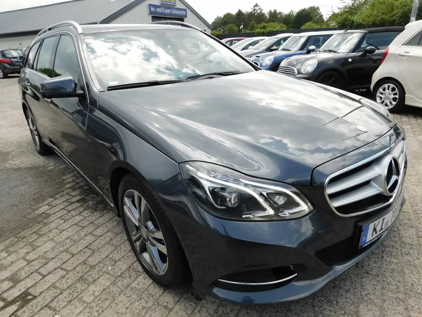 Mercedes-Benz E 250 T BlueTEC 9G-TRONIC Avantgarde Grey - 2