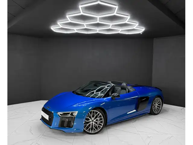 Audi R8 SPYDER 5.2 FSI QUATTRO / Keramik / B&O / Lazer