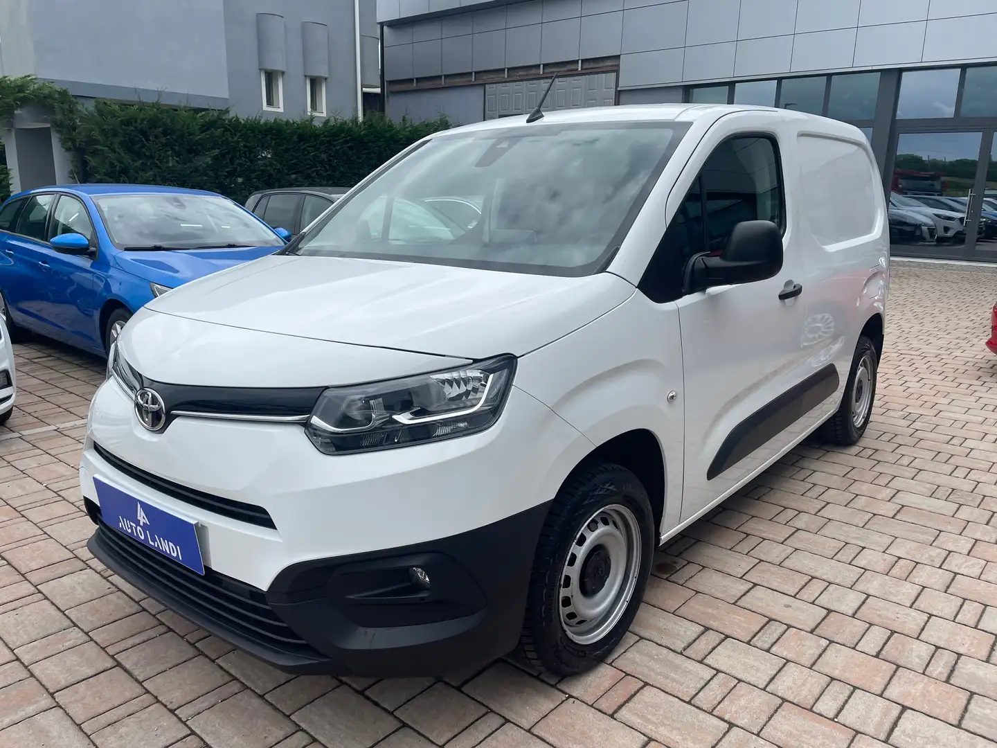 Toyota Proace Proace City 1.5D 100cv S&S L1 S Active Bianco - 1