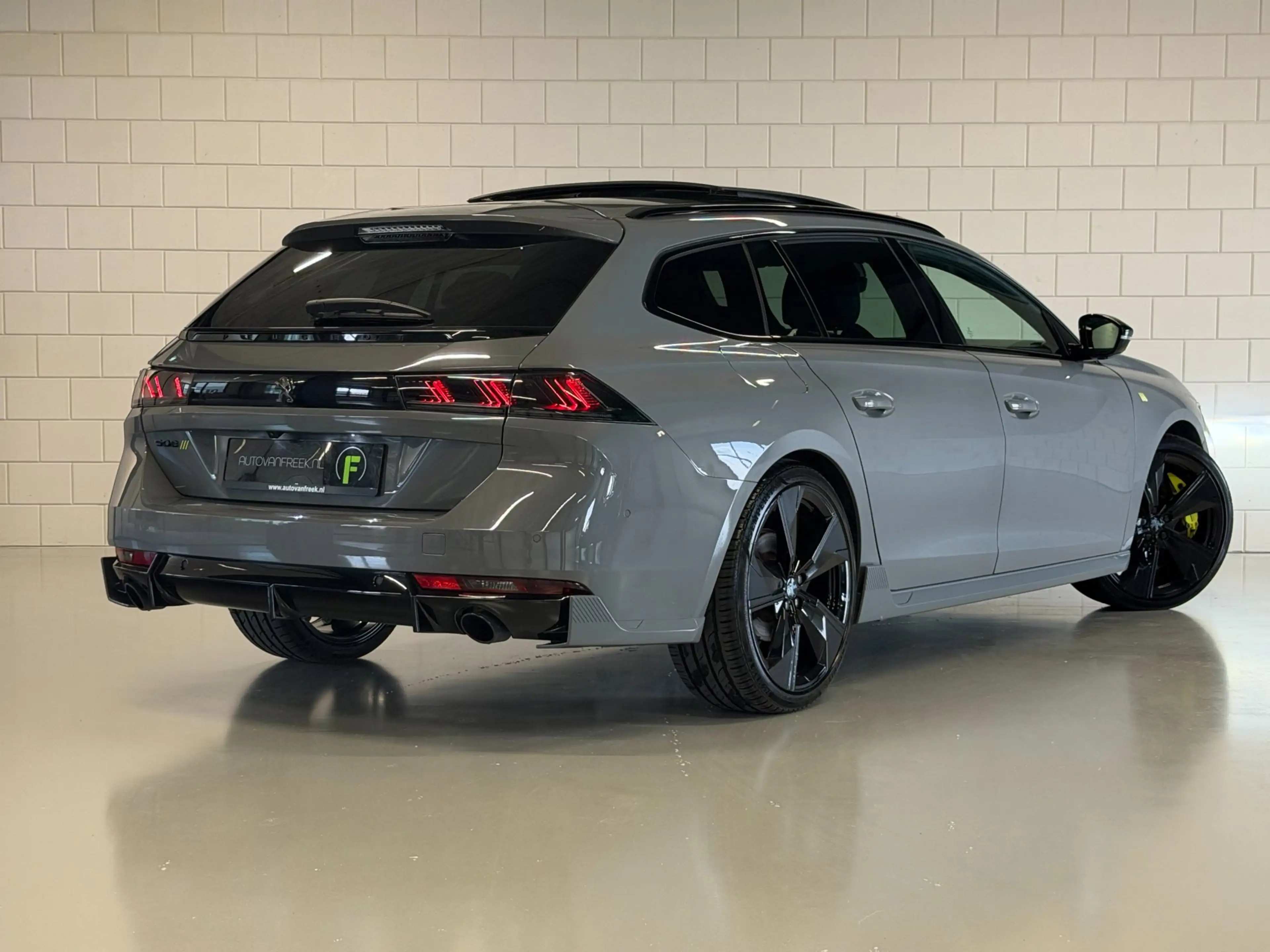 Peugeot 508 SW 1.6 HYbrid Peugeot Sport Engineered PSE | PANO — photo 2