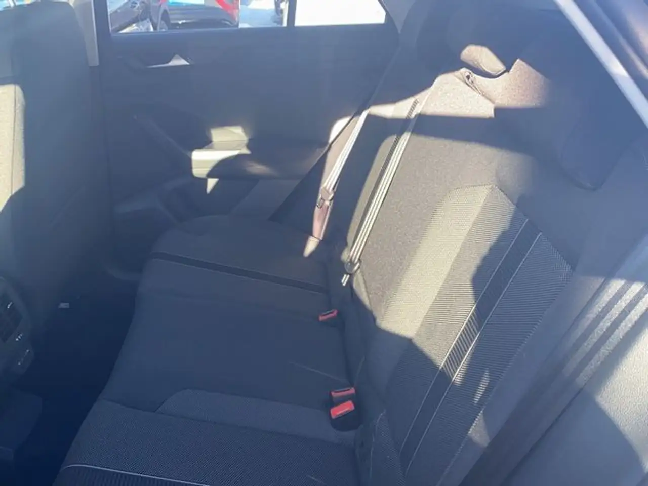 Volkswagen T-Roc 1.5 TSI Edition DSG AHK+LED+ACC+RFK+DAB 10