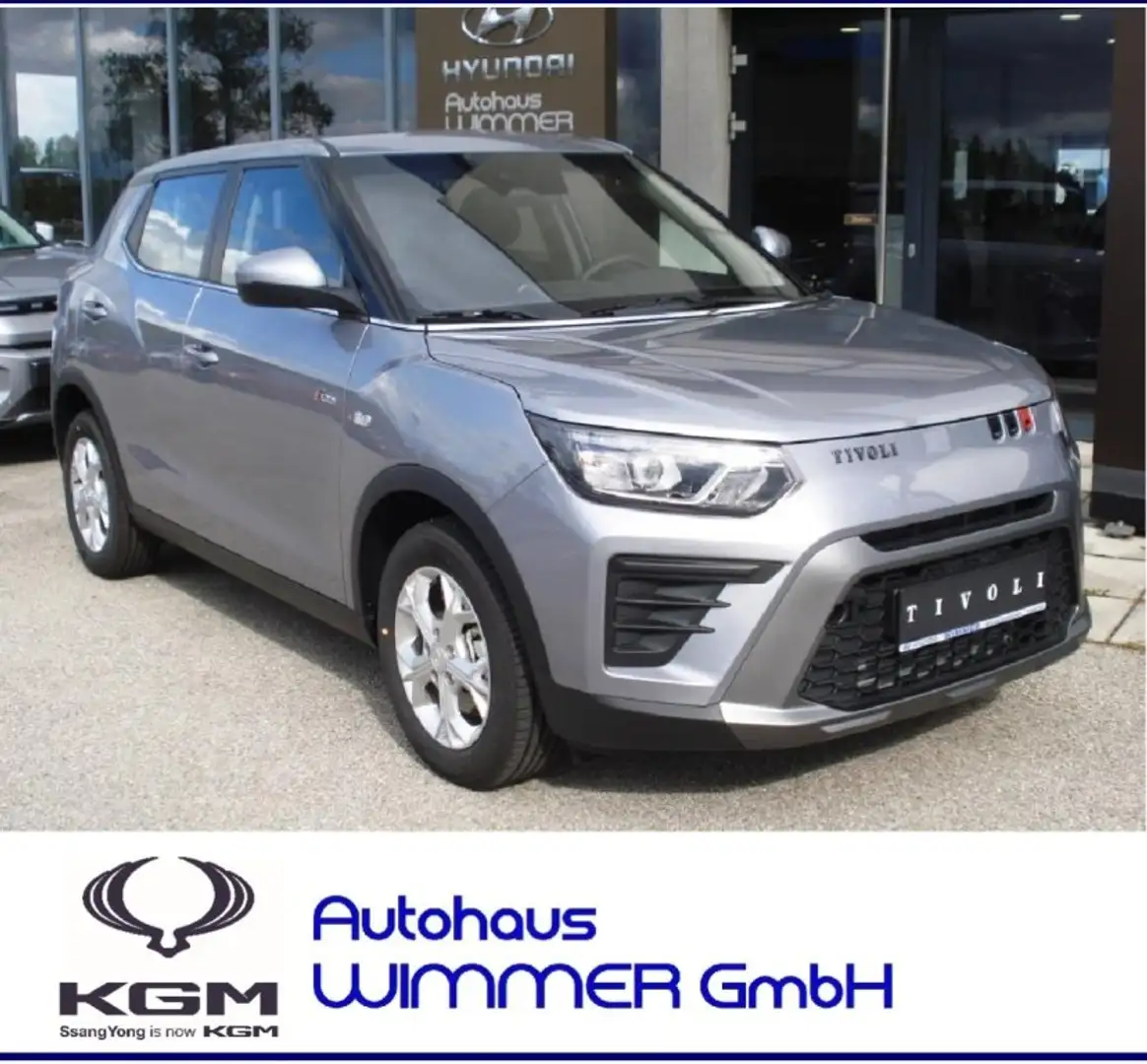 SsangYong Tivoli STYLE LOW 1,5 GDI Turbo MT 2WD Grau - 1