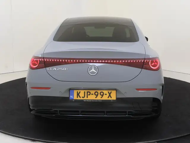 Mercedes-Benz Cla view 7