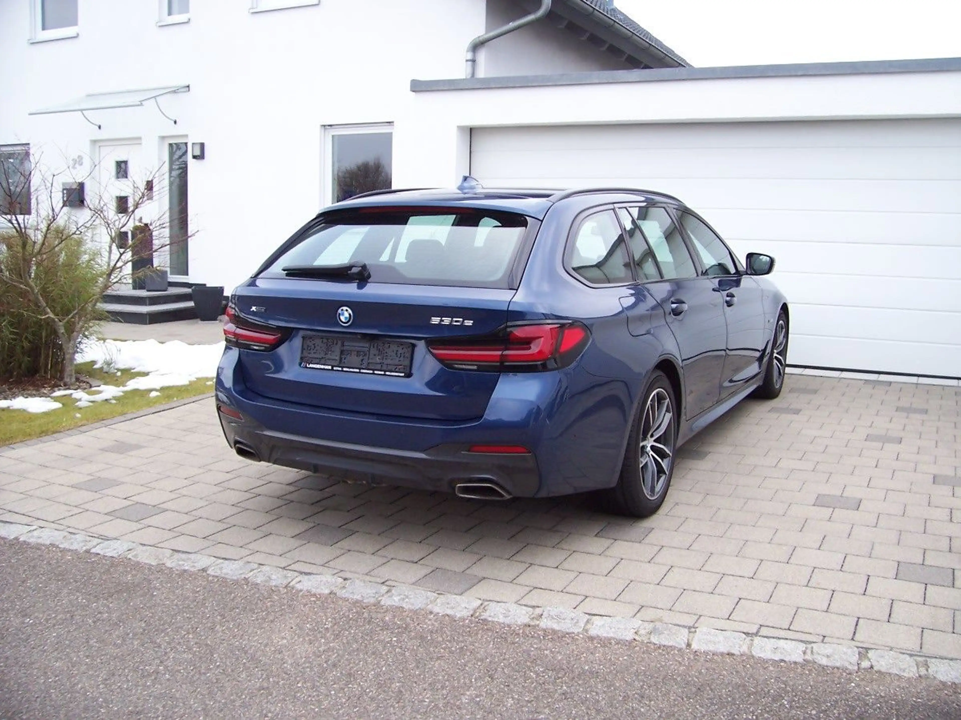 BMW 530 e xDrive M Sportpaket Head/ACC/Cam/AHK/Laser — photo 5