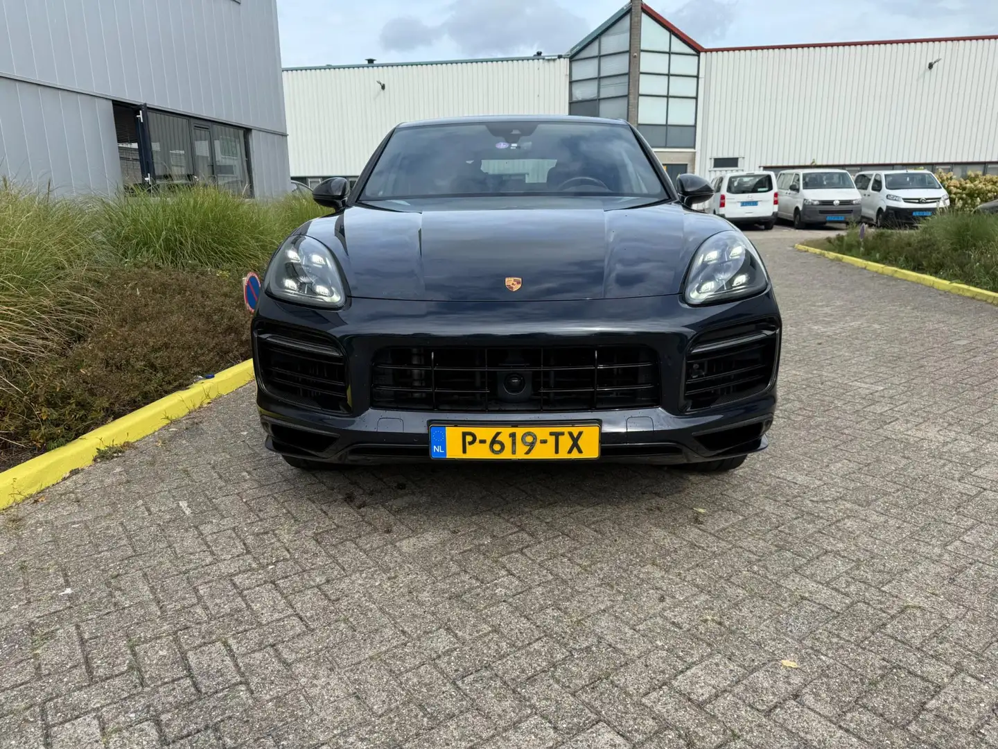 Porsche Cayenne Coupé 3.0 E-Hybrid Platinum Edition panoramadak ca Blauw - 2