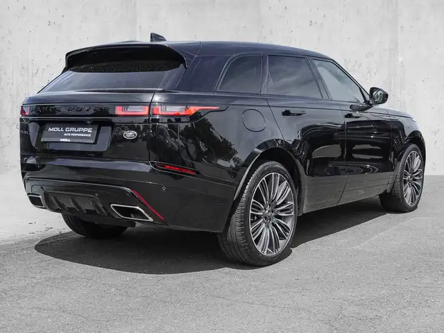 Land Rover Range Rover Velar view 4
