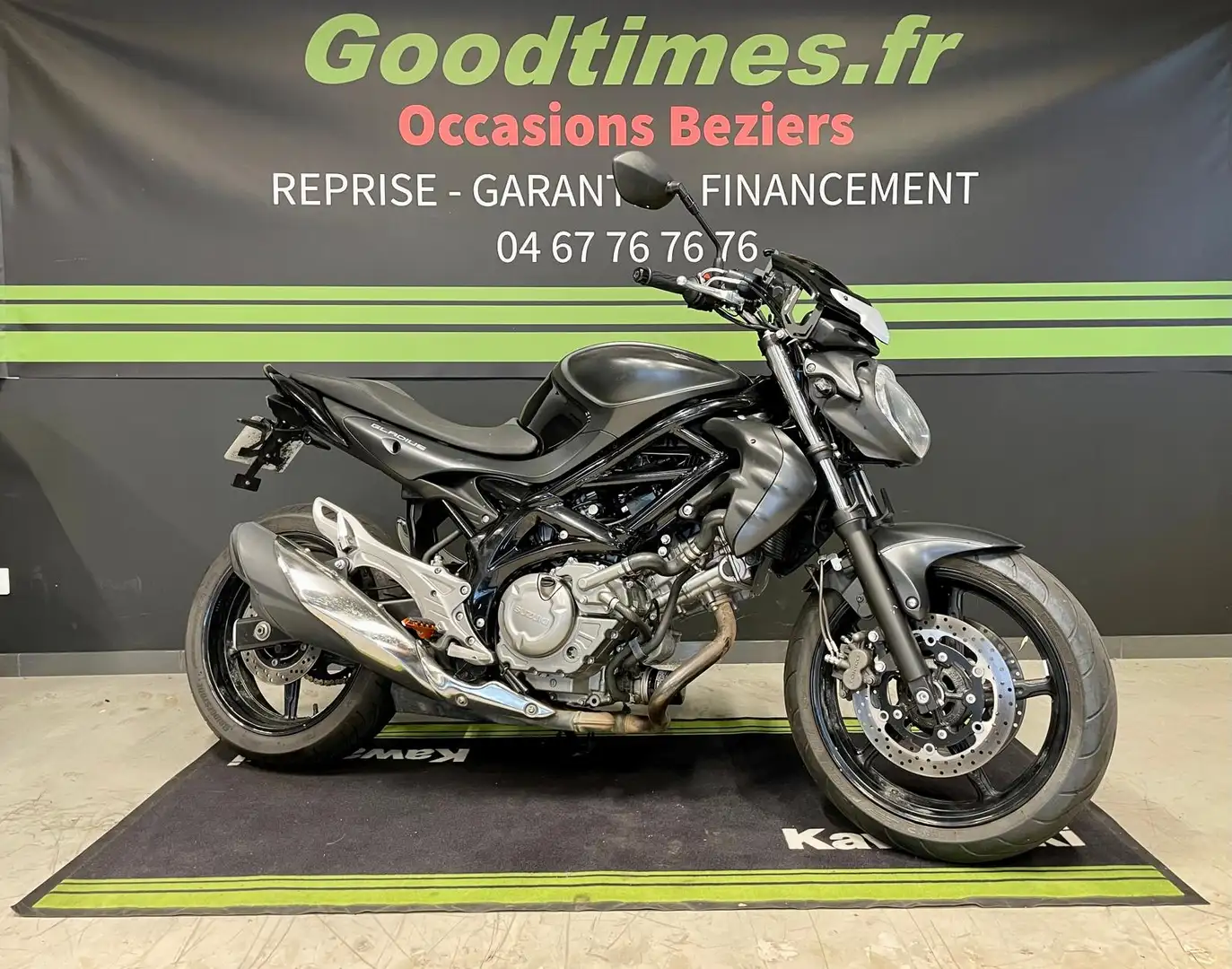 Suzuki Gladius 650 Noir - 1