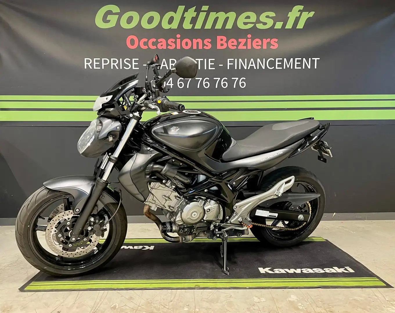 Suzuki Gladius 650 Noir - 2