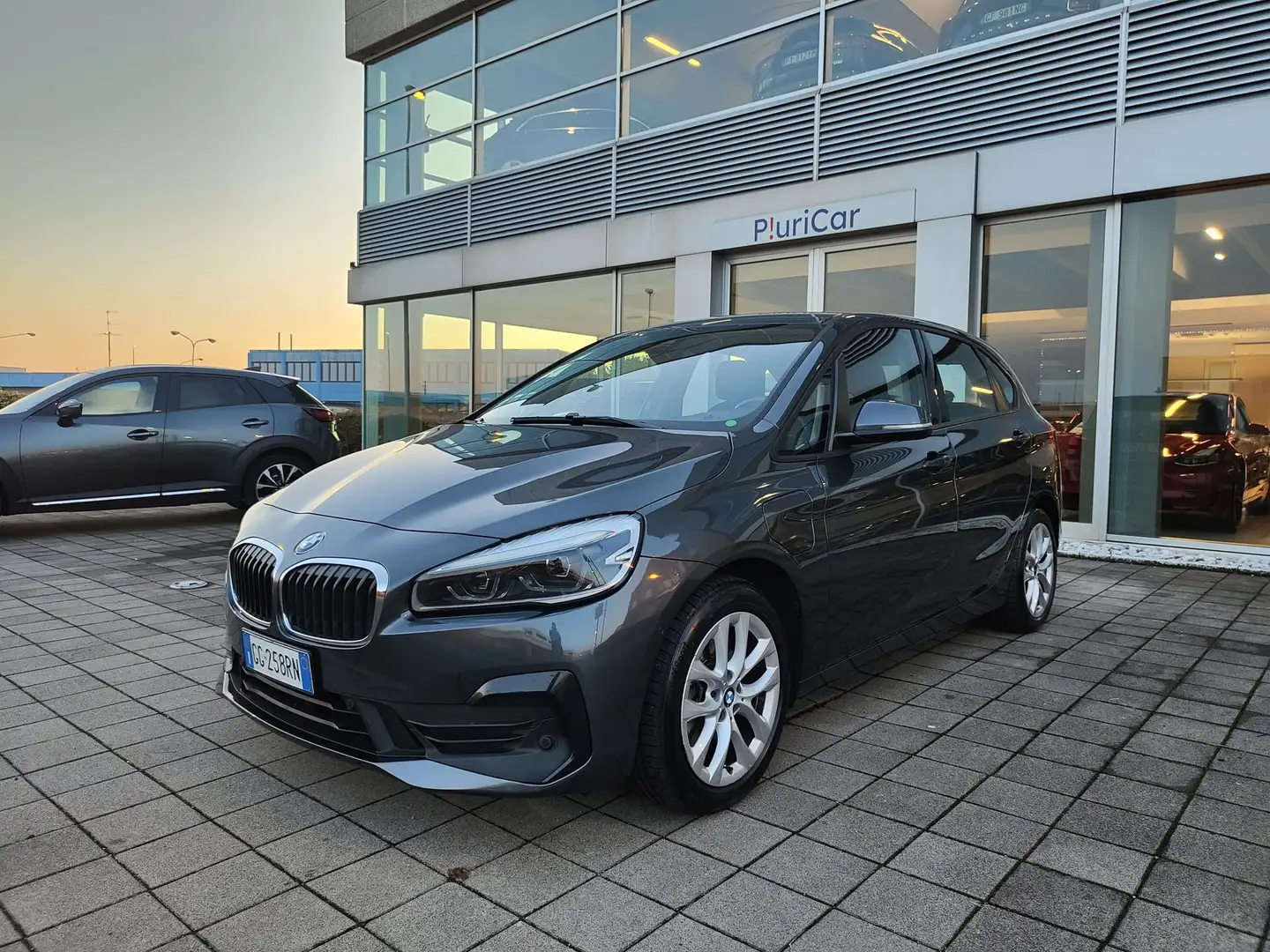BMW 225 xe AT Plug-in Hybrid auto Navi Camera FariLED Grigio - 1