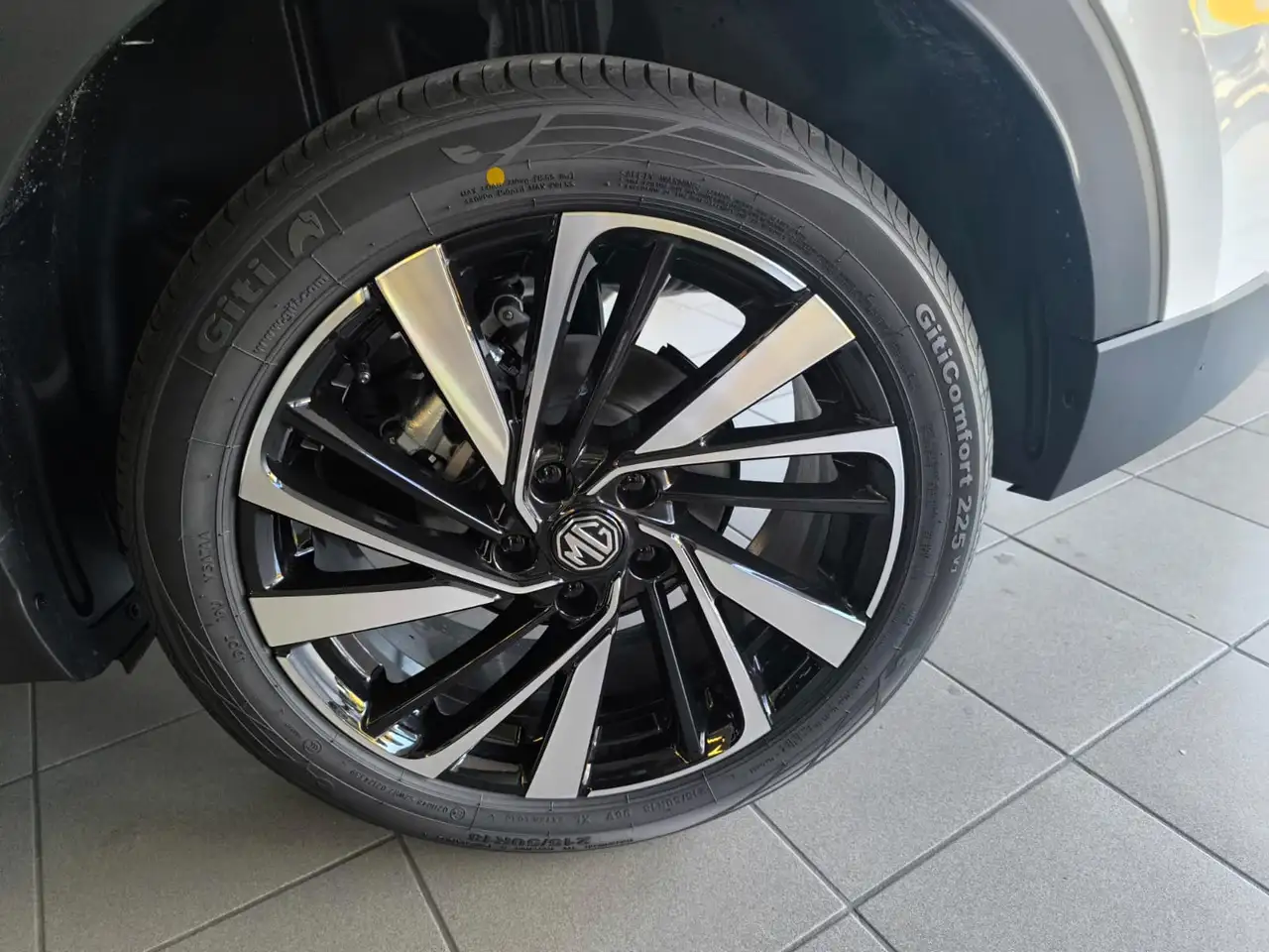 MG ZS HYBRID - LUXURY - PREZZO REALE E TRASPARENTE 15
