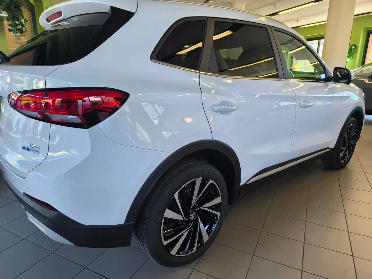 MG ZS HYBRID - LUXURY - PREZZO REALE E TRASPARENTE 9