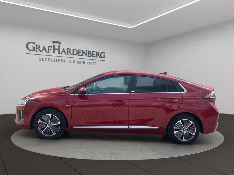 Hyundai IONIQ 1.6 GDI Plug-In Hybrid Style / Kamera / PDC — photo 2