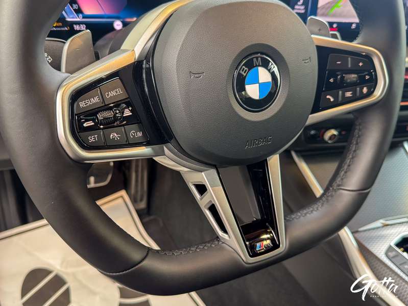 Photo du véhicule BMW 320