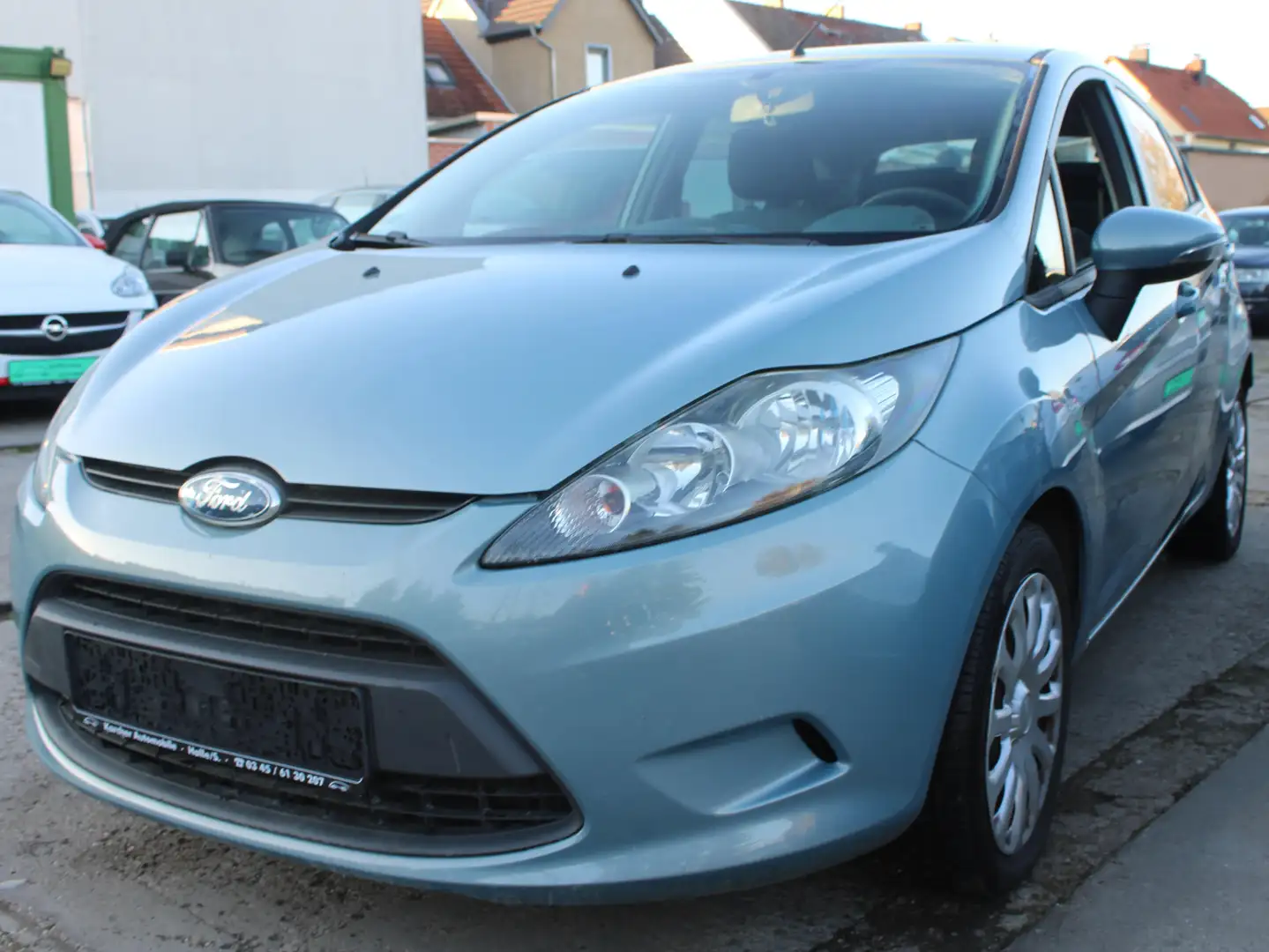 Ford Fiesta Trend*Klima*5Türig*Huneu* Grau - 2