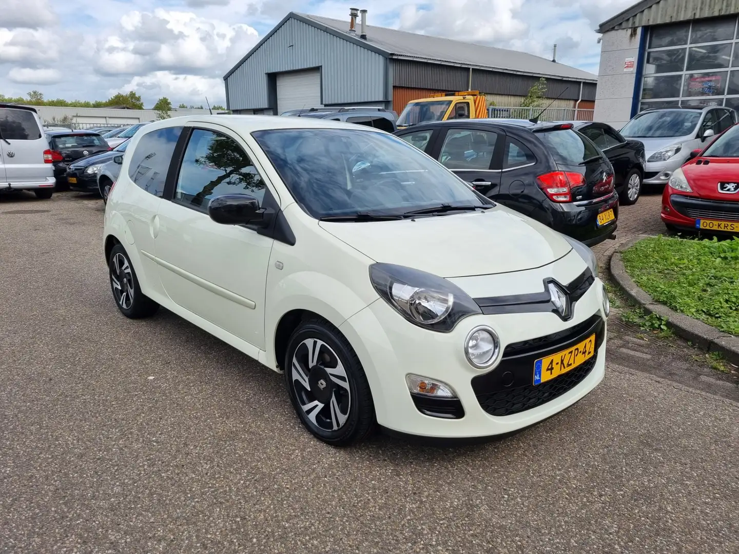 Renault Twingo 1.2 16V Dynamique 3-Drs Airco! Bj:2013 NAP! Giallo - 2