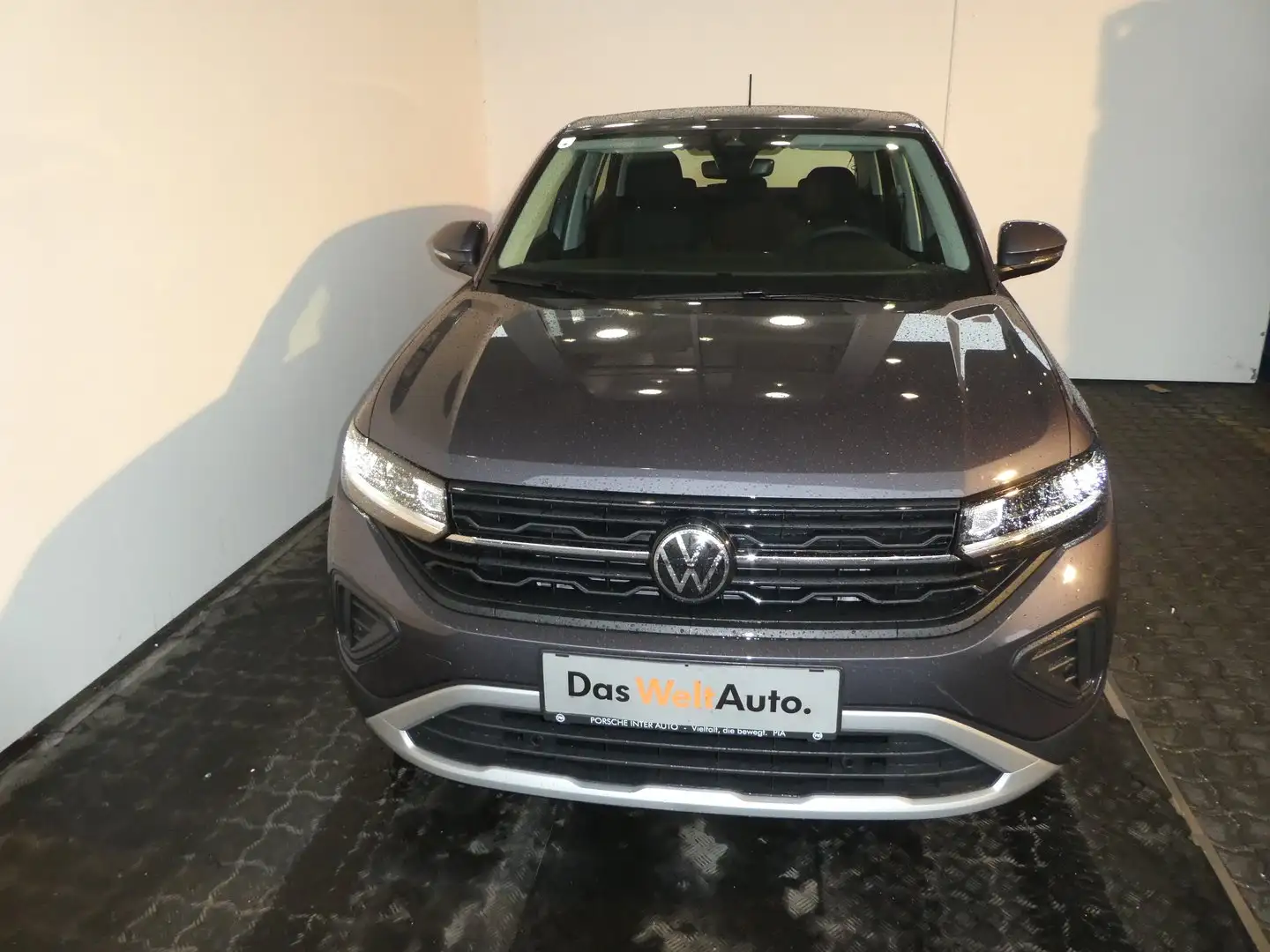 Volkswagen T-Cross 4Me TSI Grau - 2