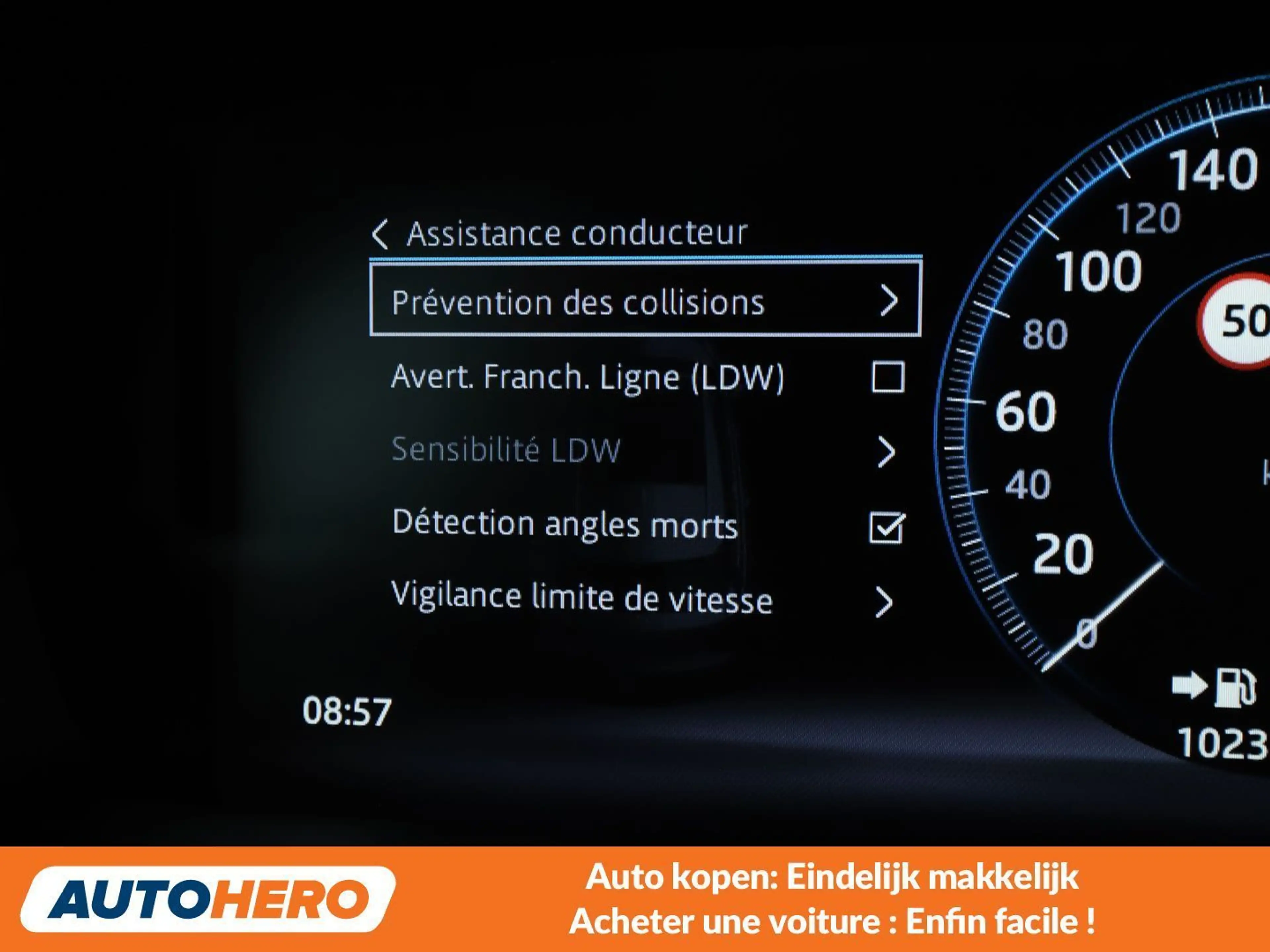 Jaguar XF 25d R-Sport AWD — photo 10