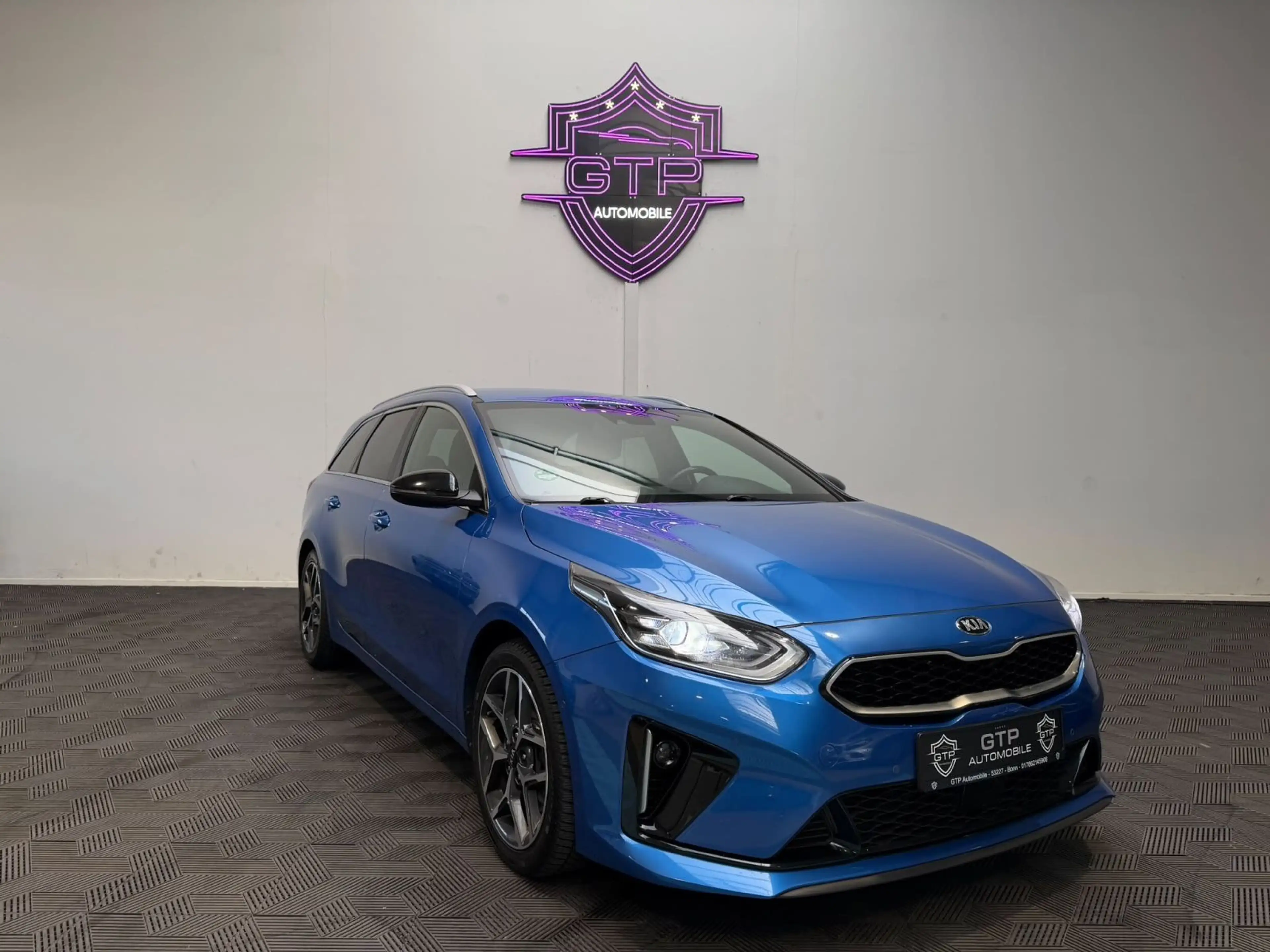 Kia Ceed / cee'd *Digi*TOT*AHK*LED*JBL*ACC*R.KAM* — photo 2
