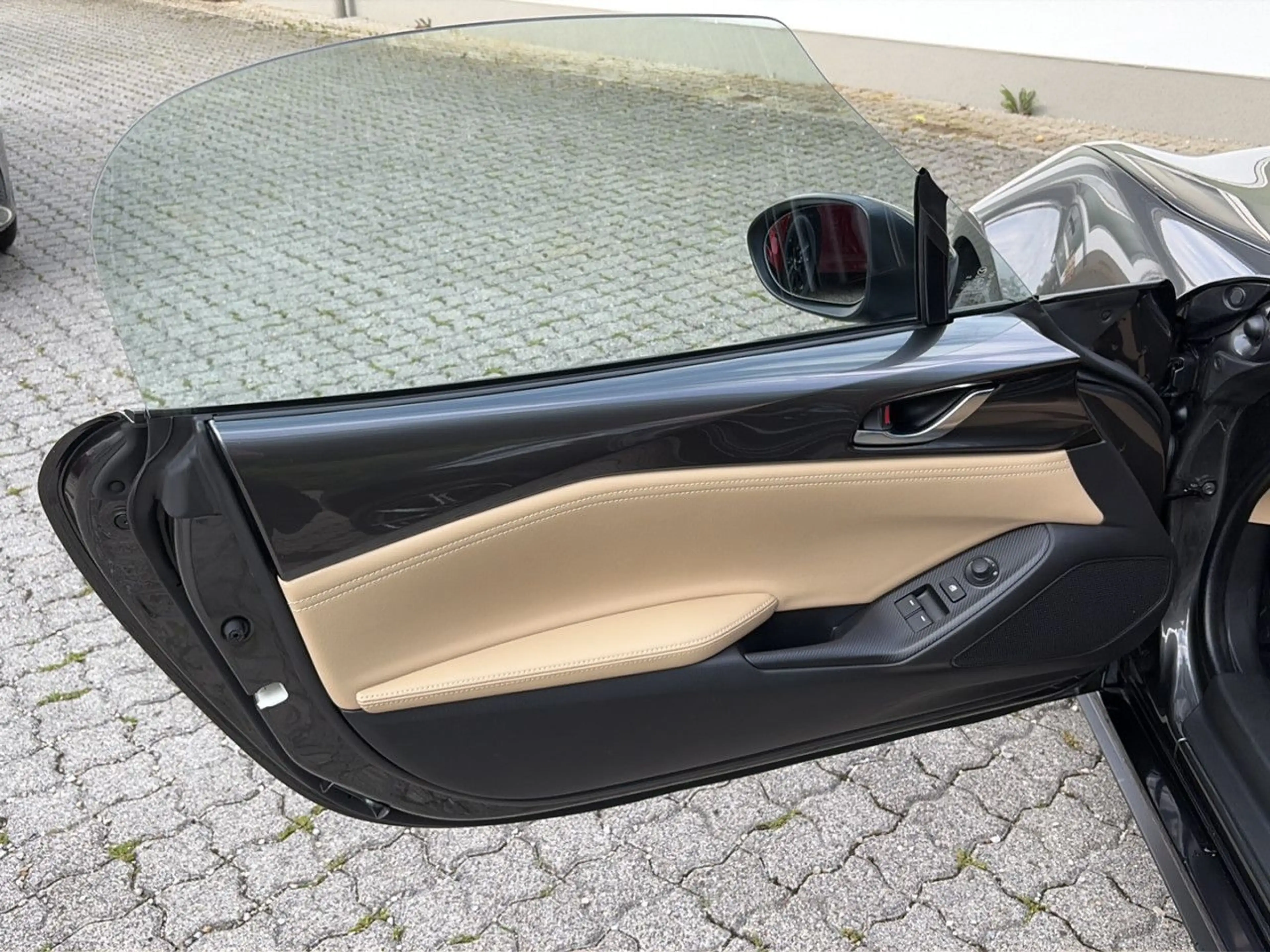 Mazda MX-5 Kazari Bluetooth Navi LED Vollleder Klima — photo 10
