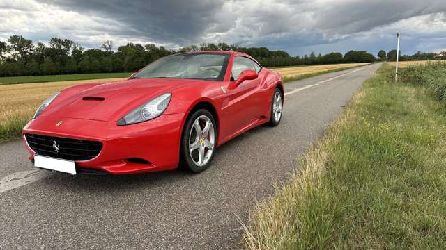 Imagine Ferrari California 4.3 V8 4-Sitzer