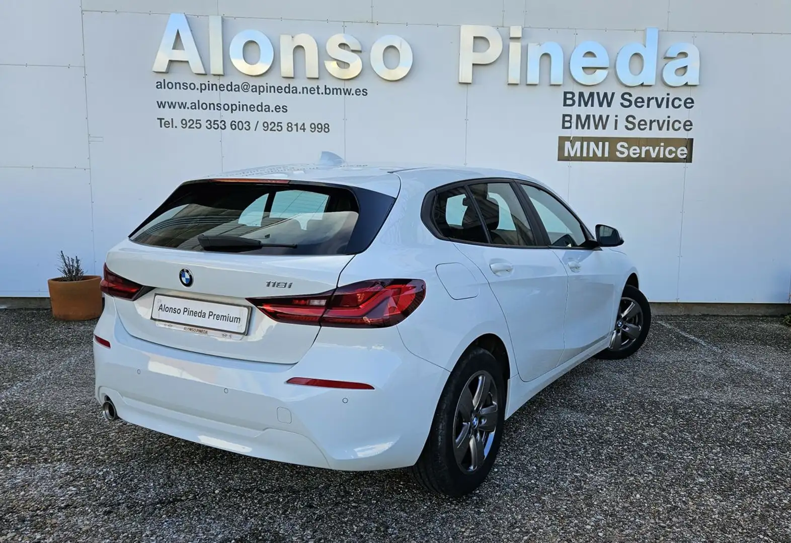BMW 118 118iA Blanc - 2
