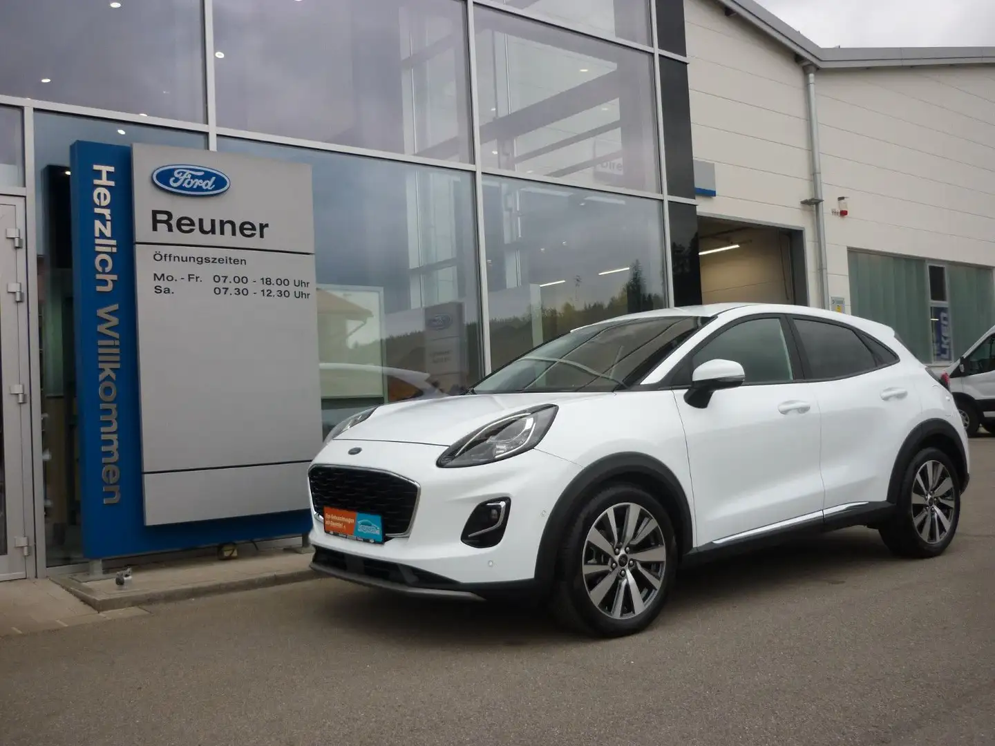 Ford Puma Titanium X Weiß - 1