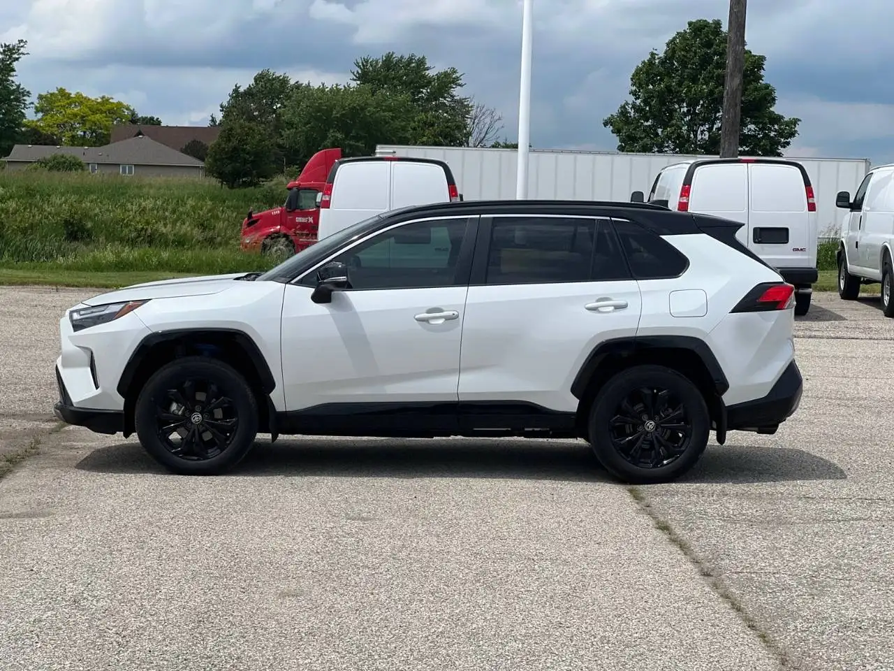 Toyota RAV 4 photo Toyota RAV 4