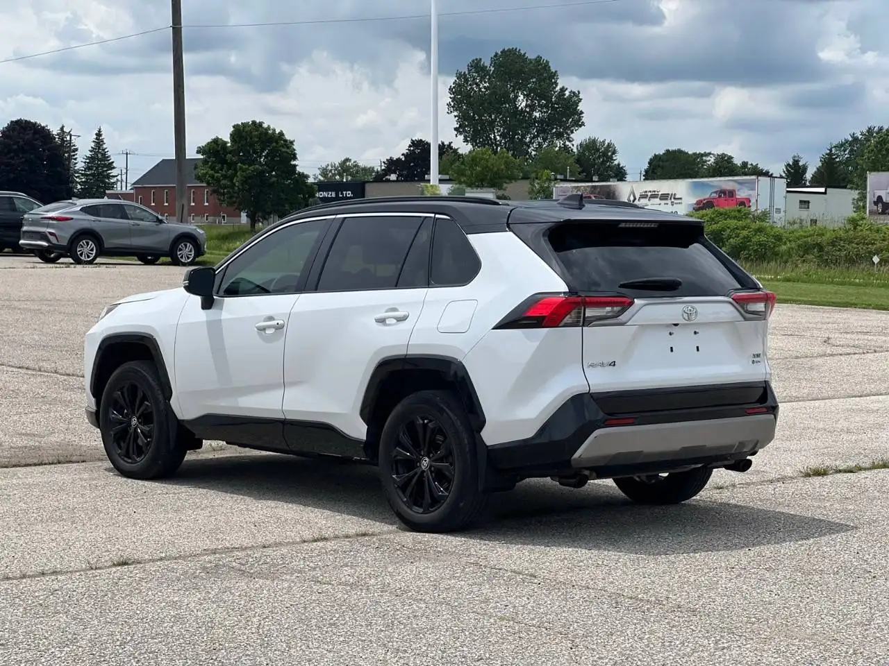 Toyota RAV 4 photo Toyota RAV 4