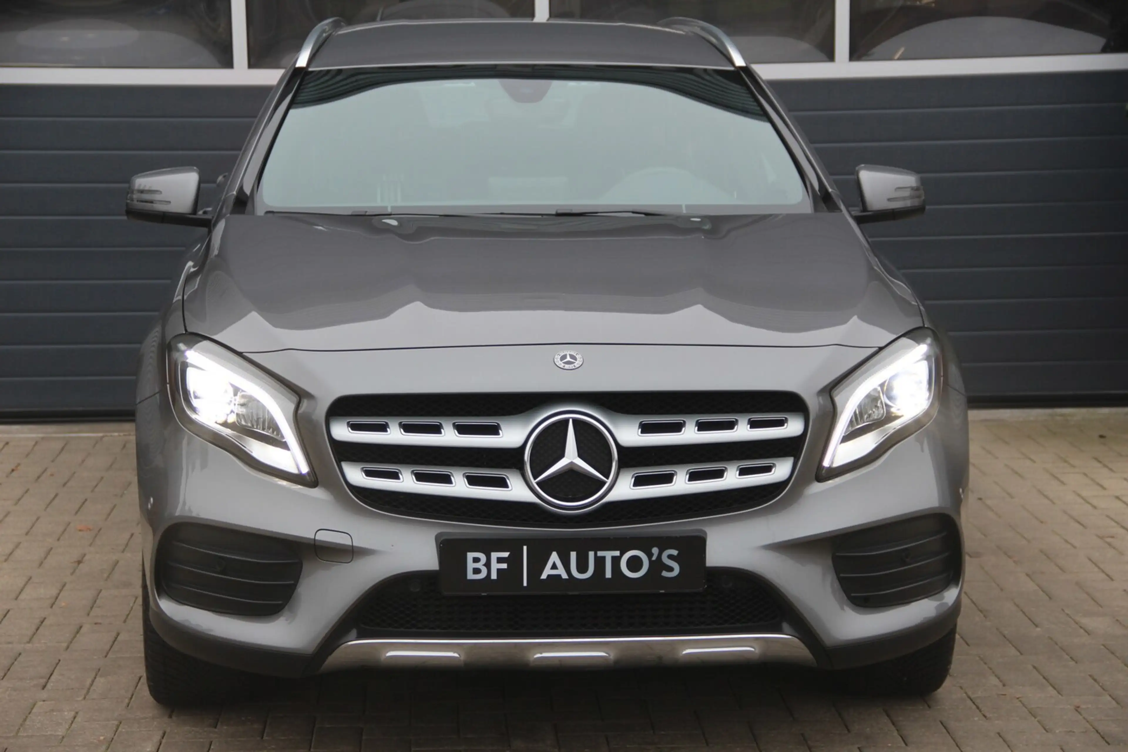 Mercedes-Benz GLA 220 4MATIC AMG Line | Navi | Dodehoekassist | LED | El — photo 5