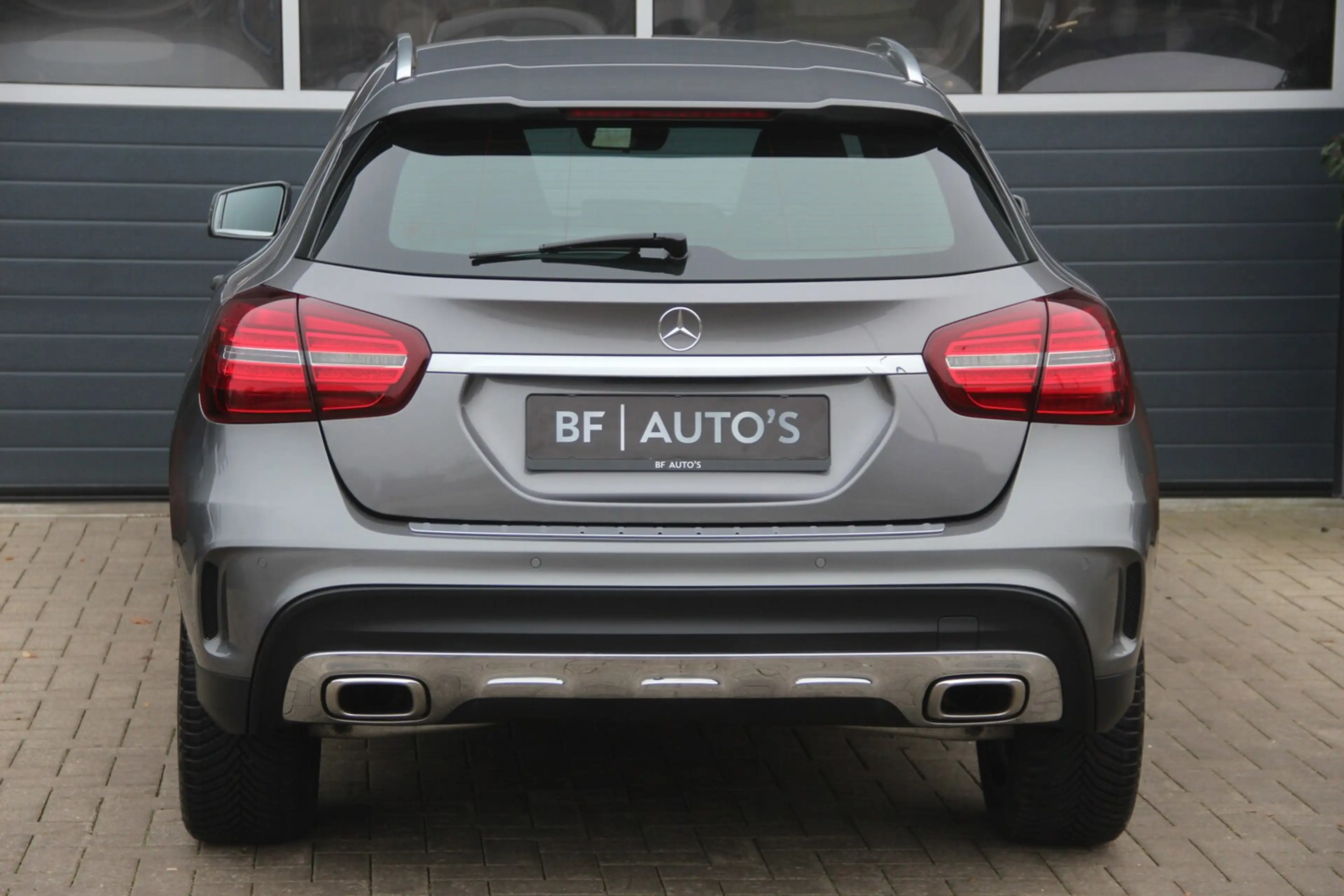 Mercedes-Benz GLA 220 4MATIC AMG Line | Navi | Dodehoekassist | LED | El — photo 7