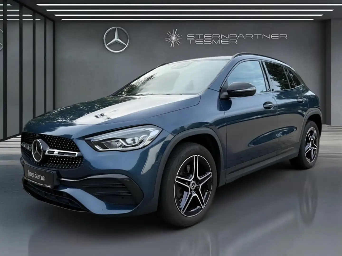 Mercedes-Benz GLA 250 e +AMG+Night+MBUX+PANO+KAMERA+AHK+360° Bleu - 1
