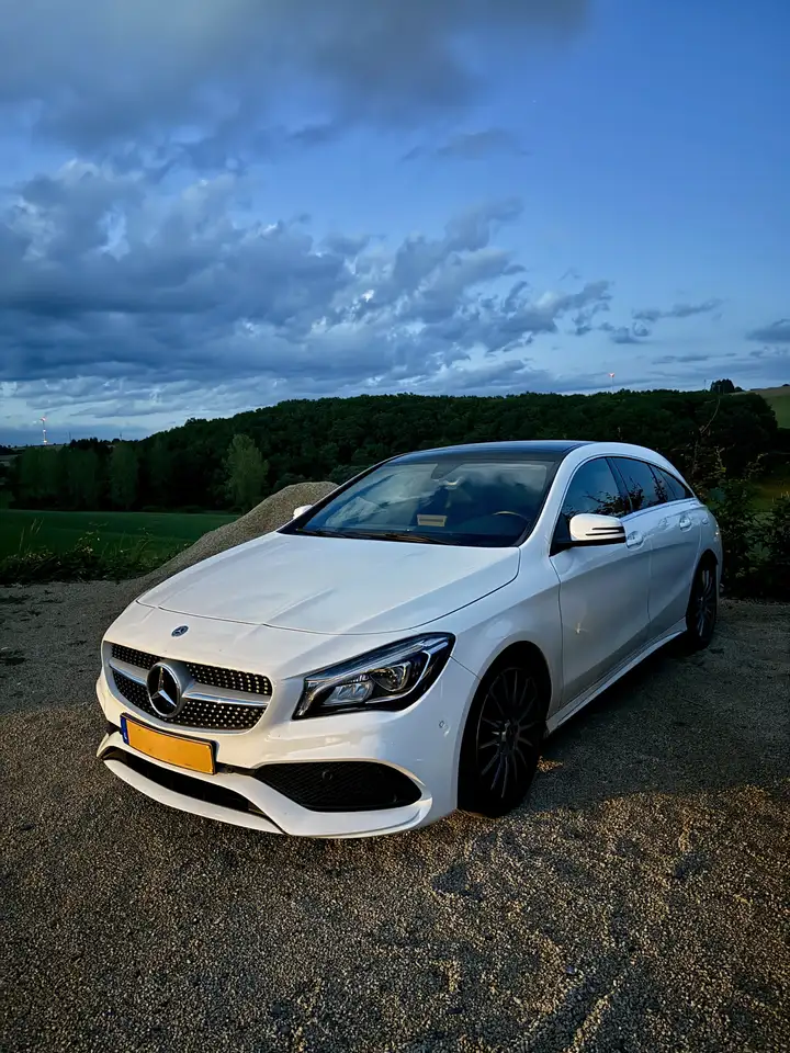 Mercedes-Benz CLA 200